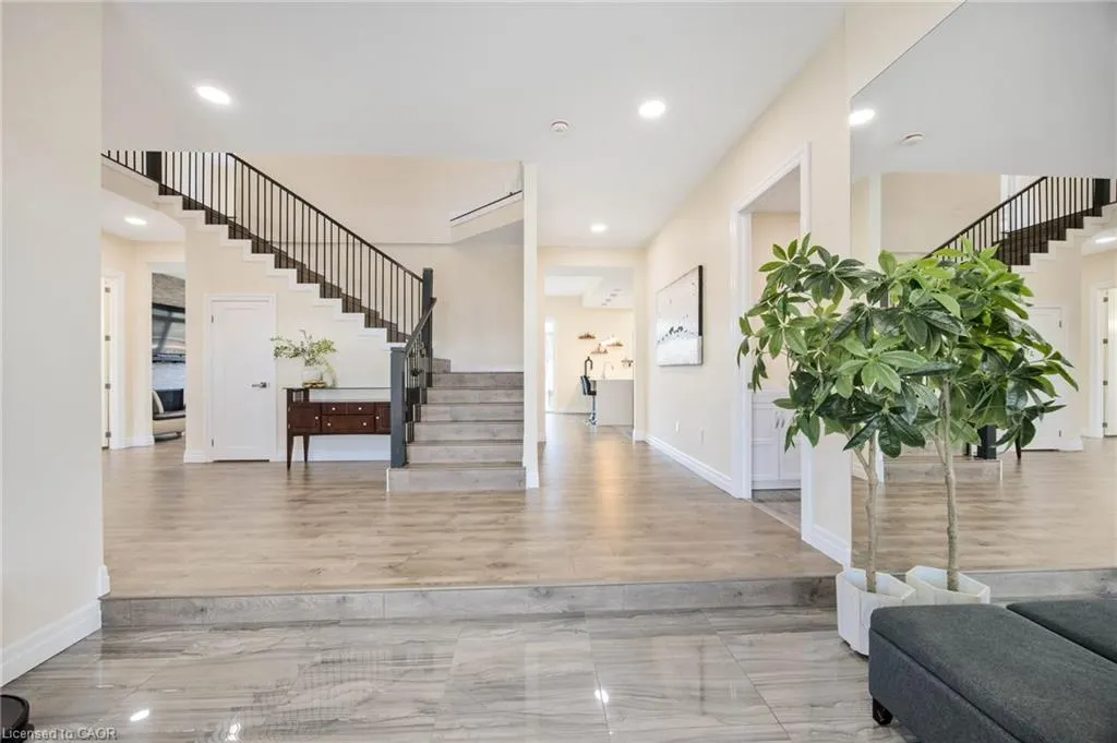 6 Dorothys Drive