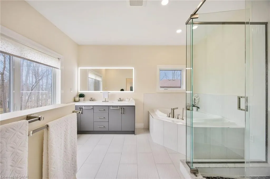 6 Dorothys Drive