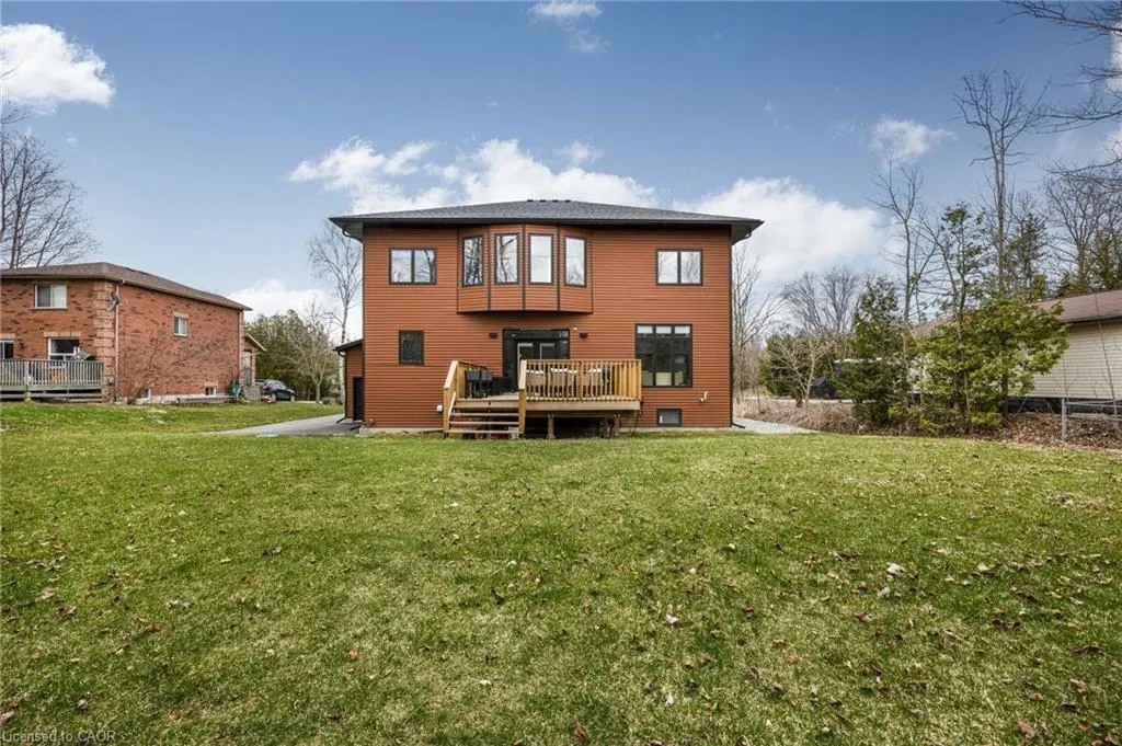 6 Dorothys Drive