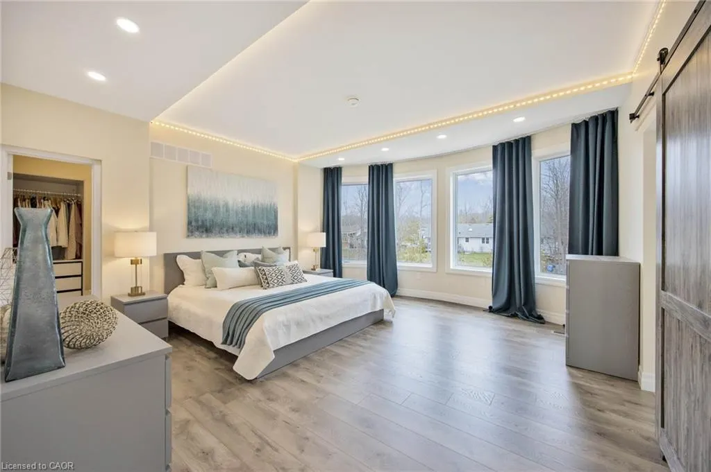 6 Dorothys Drive