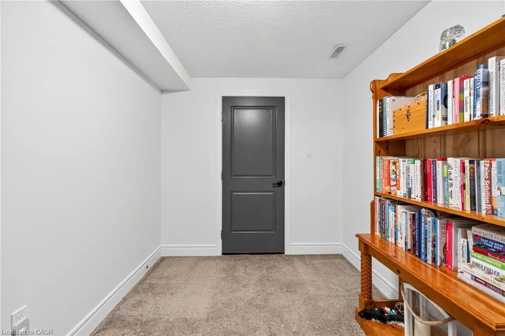 254 Gosling Gardens, #17