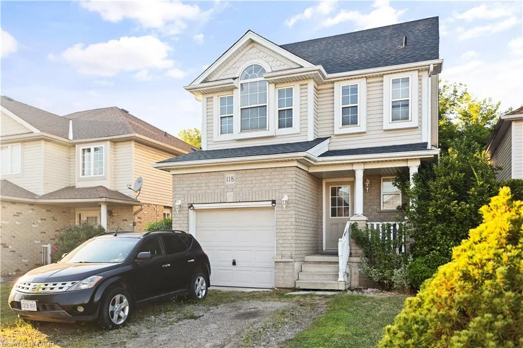 118 Chateau Crescent