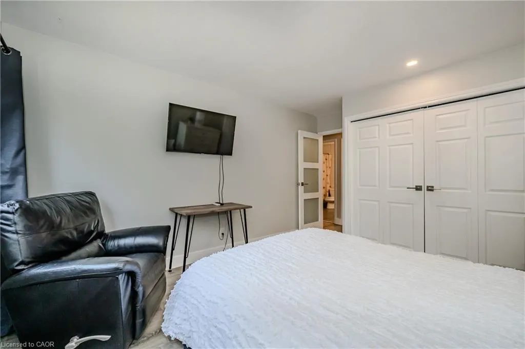 337 Kingswood Drive, #12