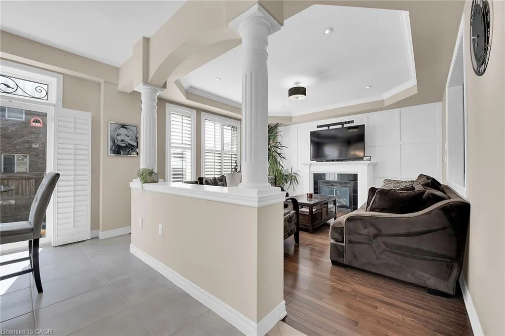 8 Chartwell Circle