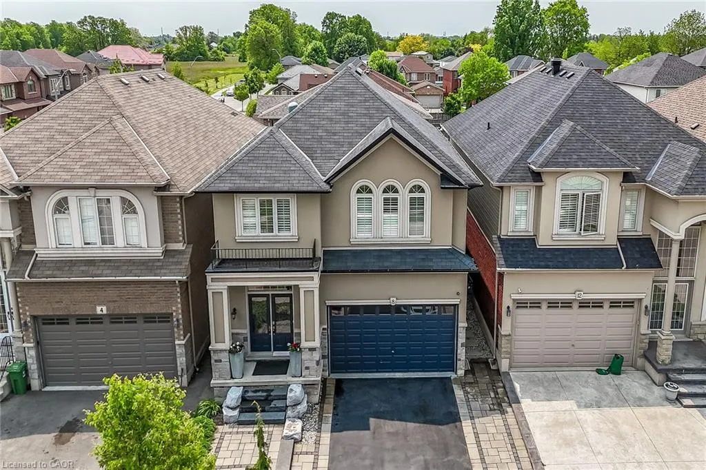8 Chartwell Circle