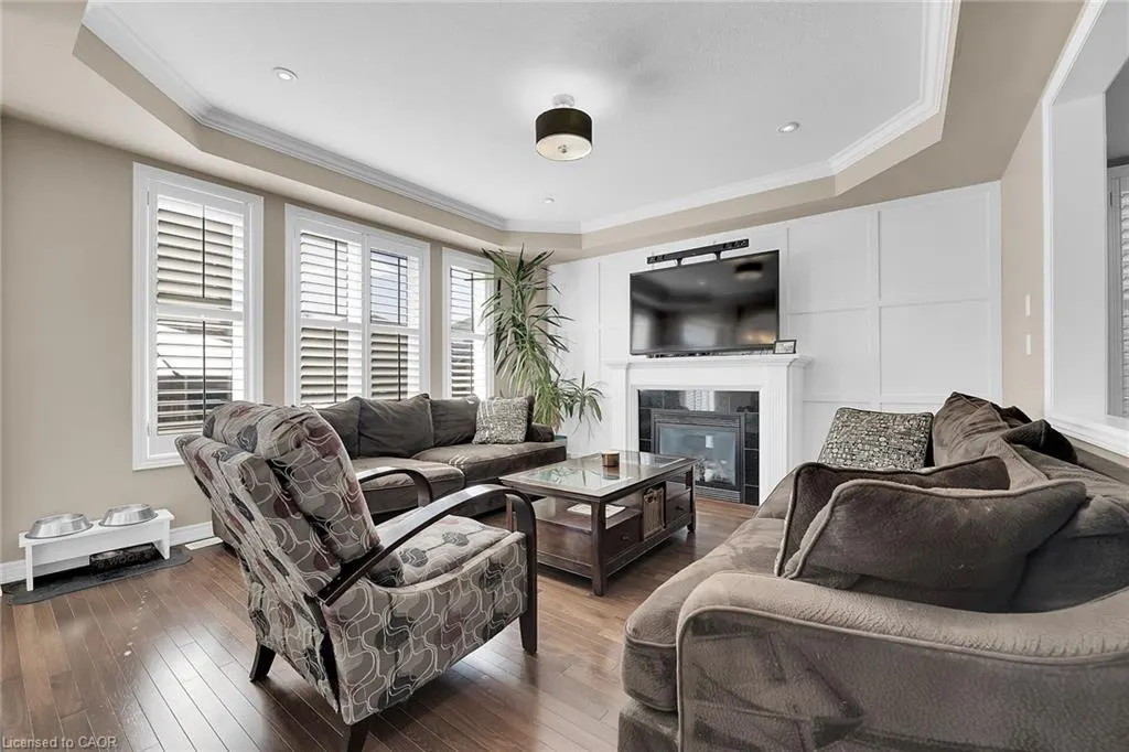8 Chartwell Circle
