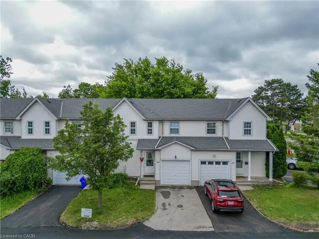 90 Mooregate Crescent, #34
