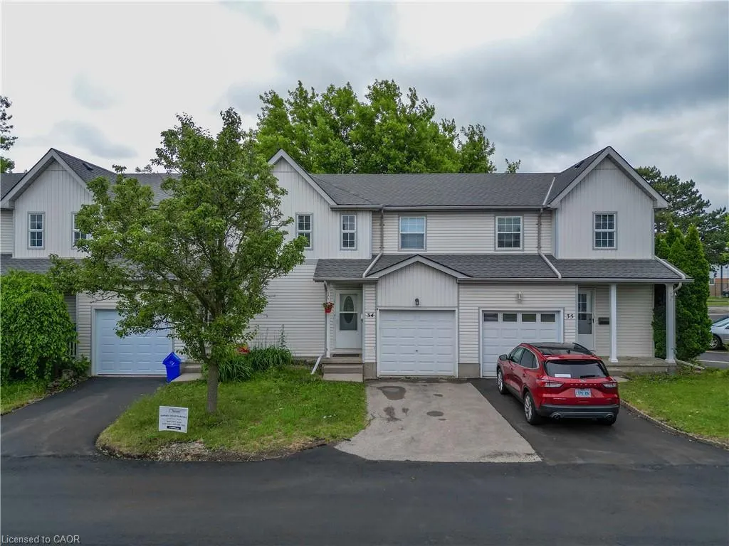 90 Mooregate Crescent, #34