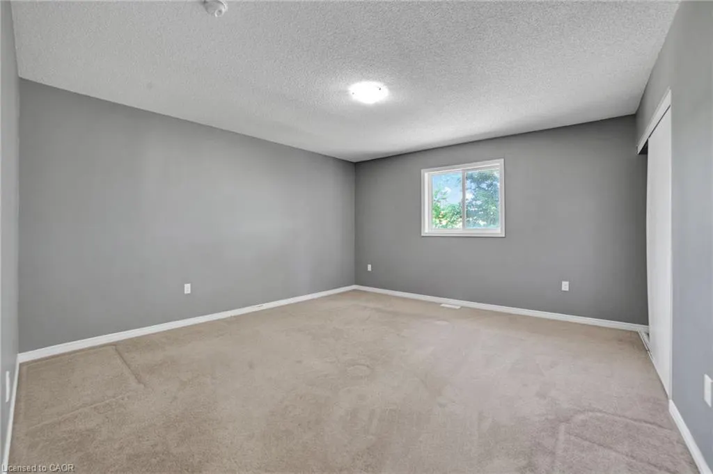 1218 Leslie Drive