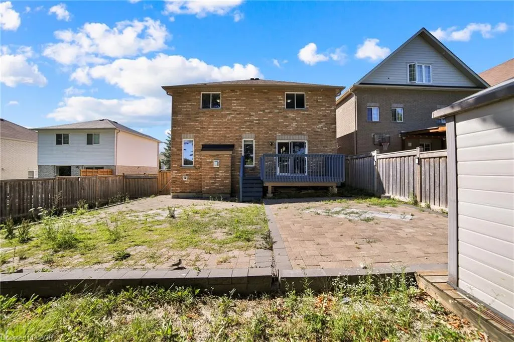 1218 Leslie Drive