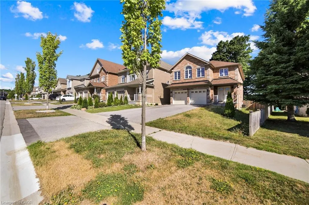 1218 Leslie Drive