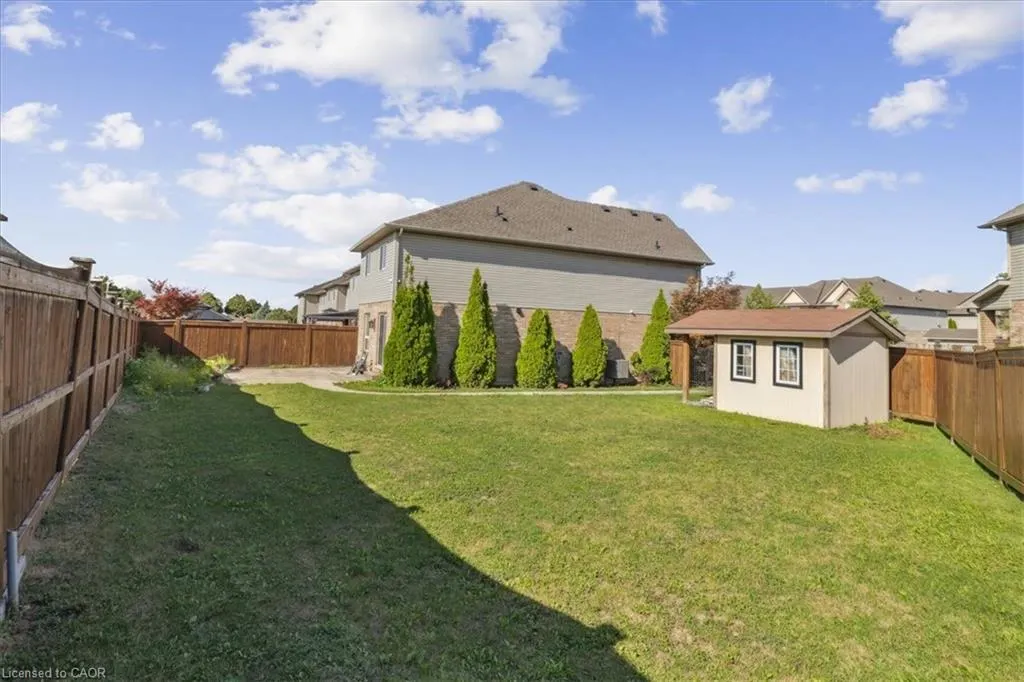42 Meadow Wood Crescent
