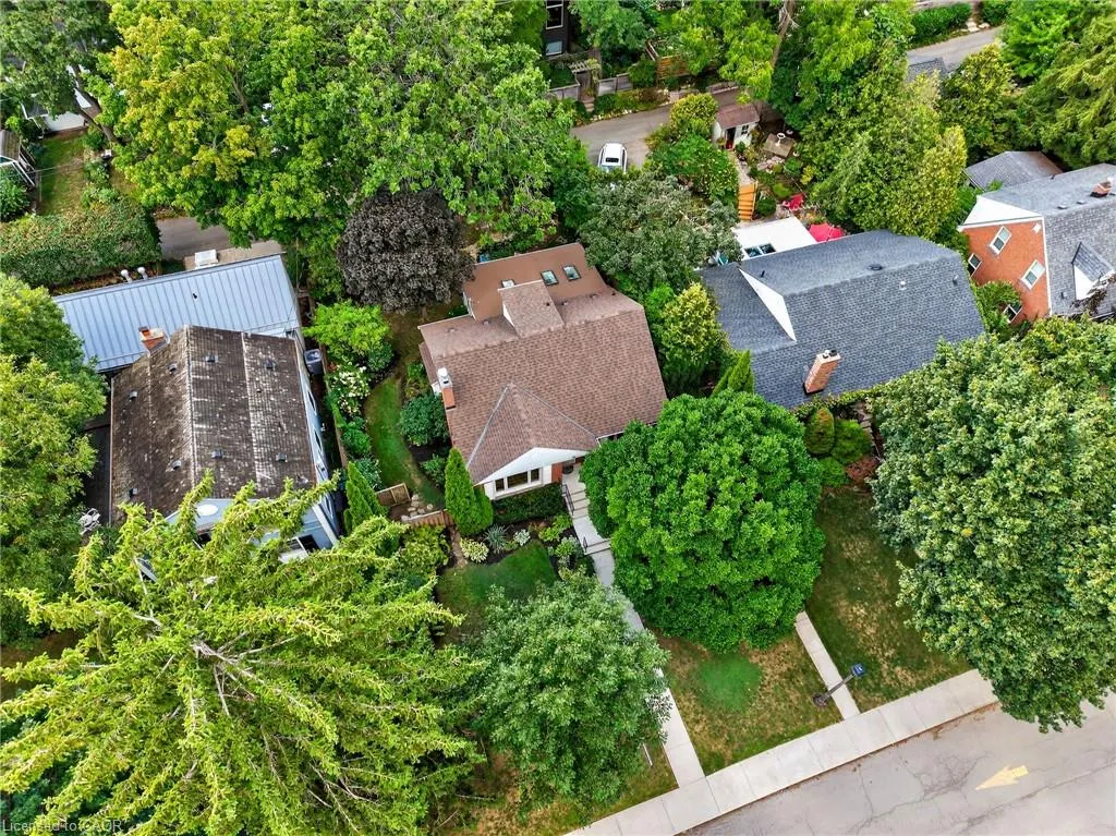 16 Parkview Row