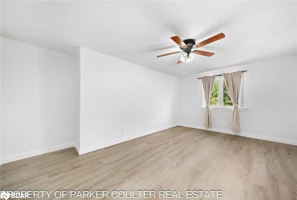 563 Mapleview Drive