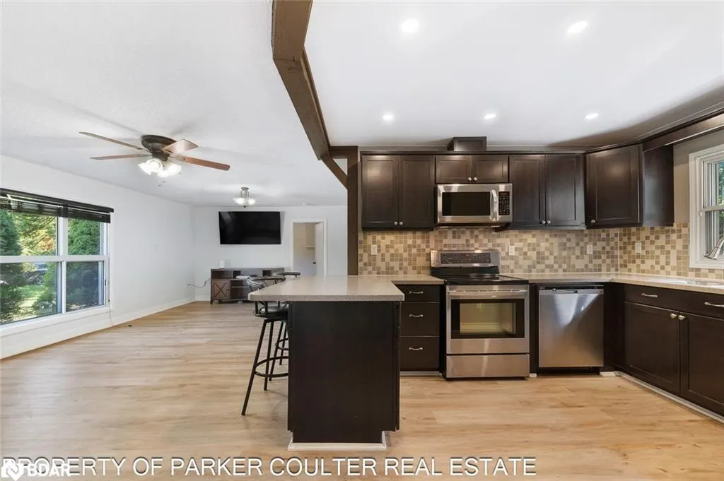 563 Mapleview Drive