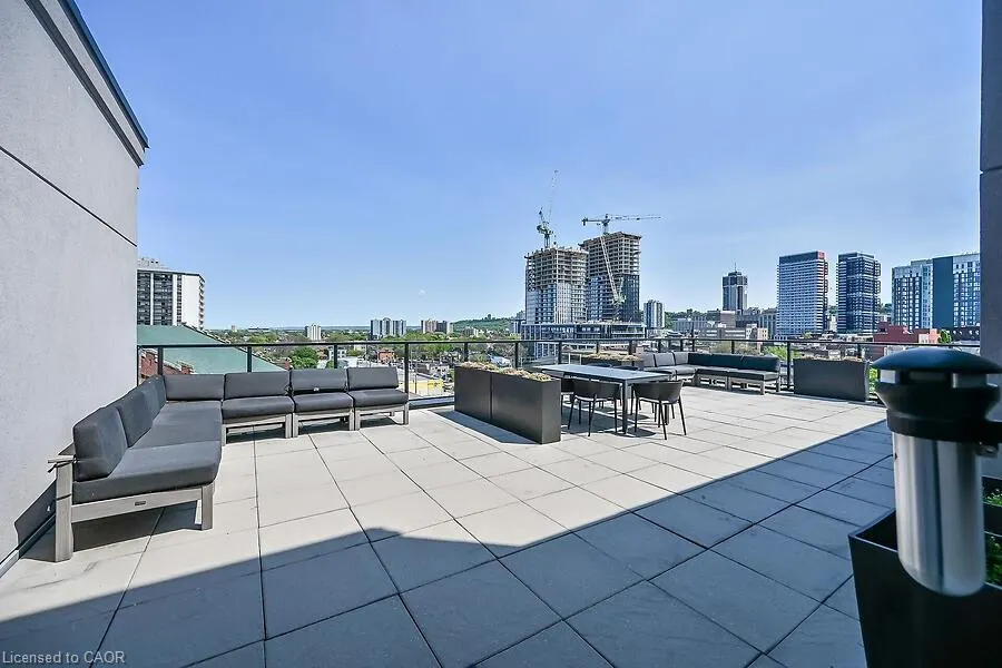 181 James Street N, #804