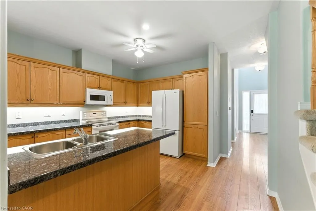 40 Wesleyan Court, #6