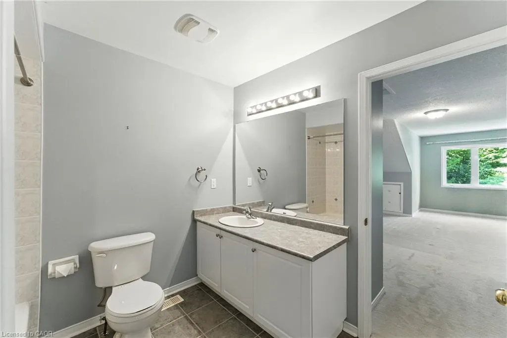 40 Wesleyan Court, #6