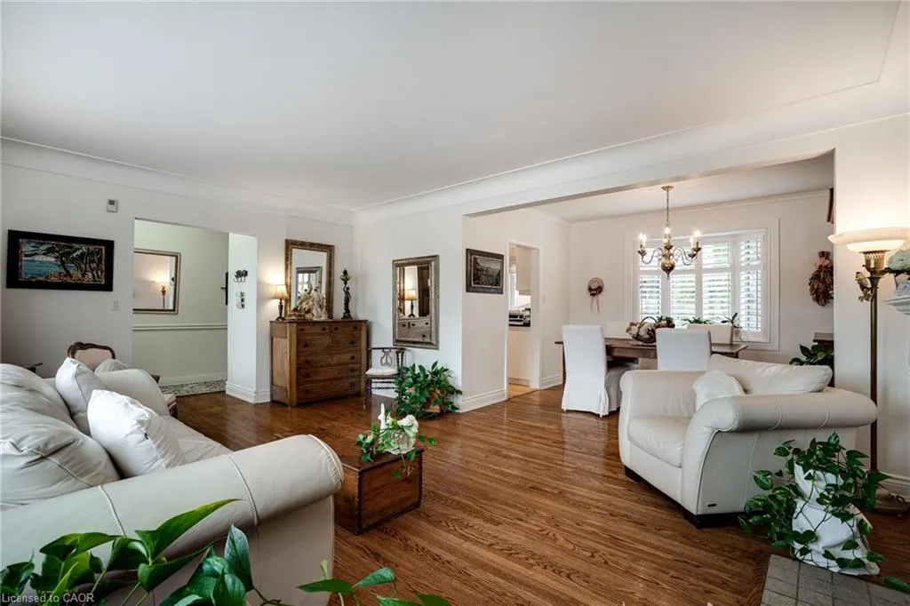 50 Edgewood Avenue