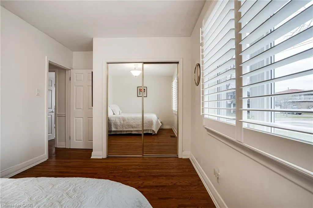 50 Edgewood Avenue