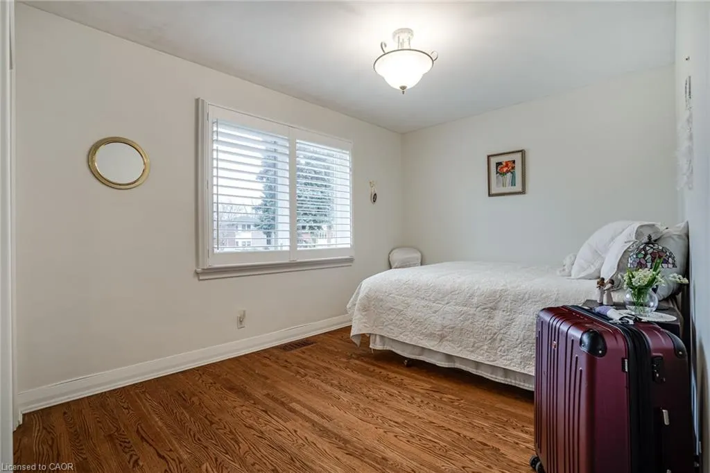50 Edgewood Avenue