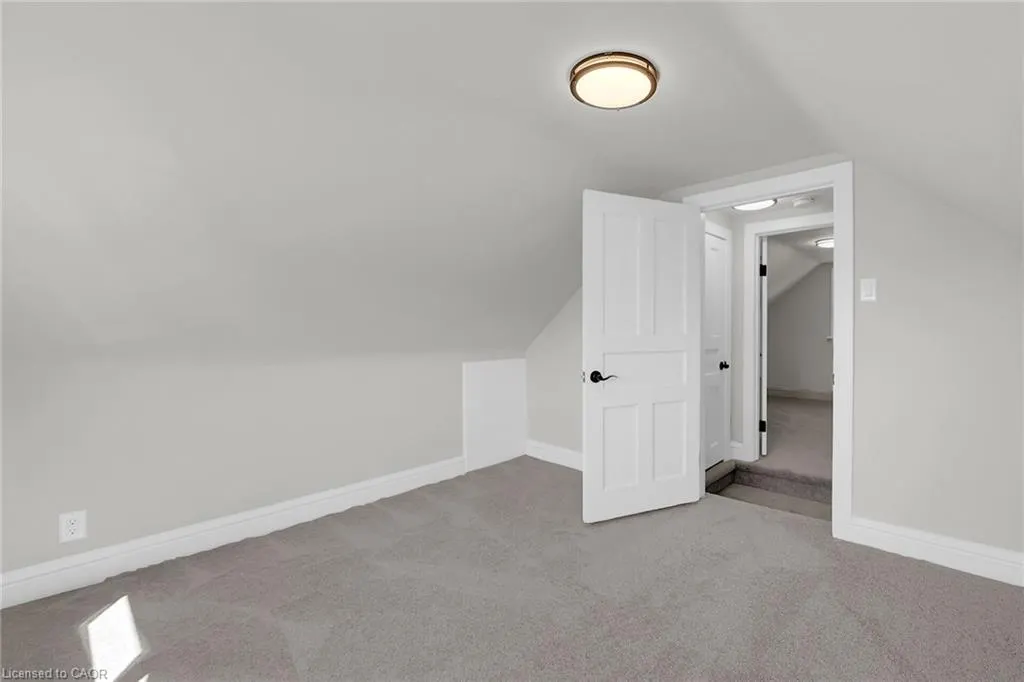 70 Robins Avenue