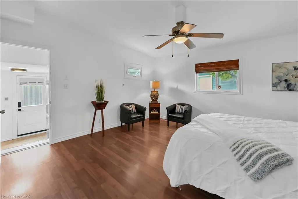 1 Waverley Road