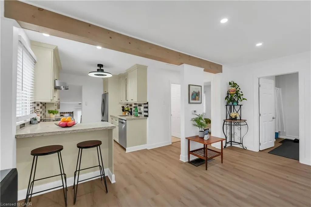 1 Waverley Road
