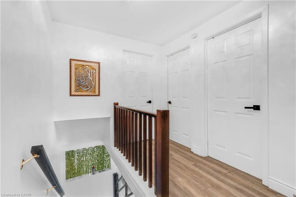 539 Parkview Crescent