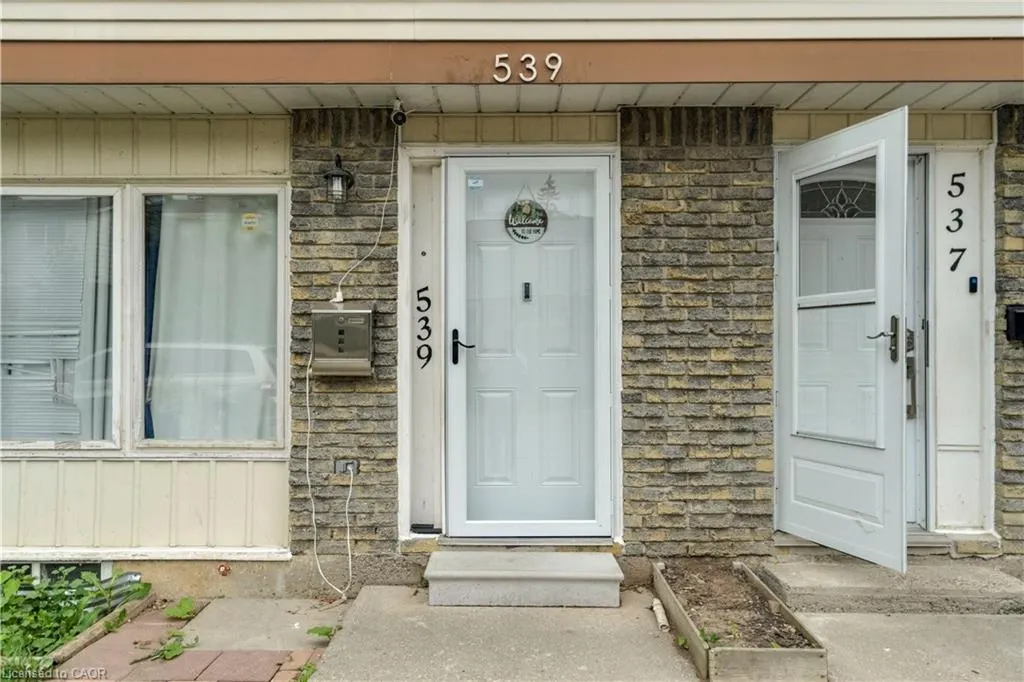 539 Parkview Crescent