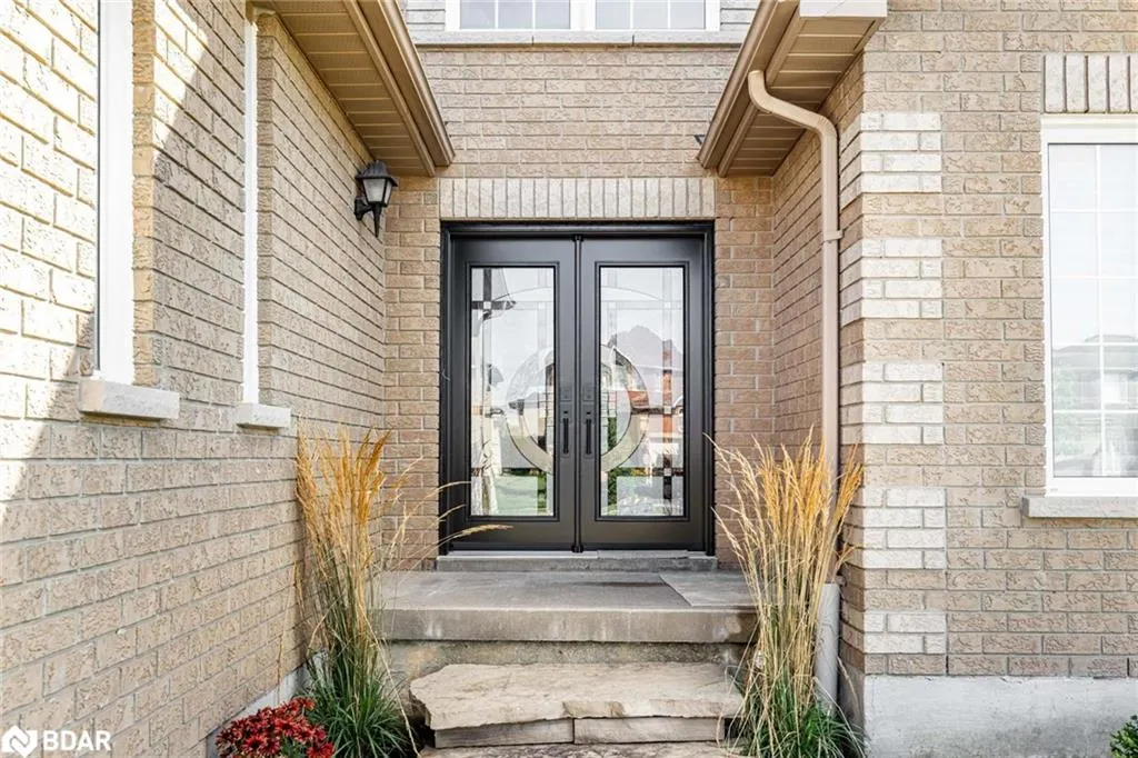 18 Max Avenue