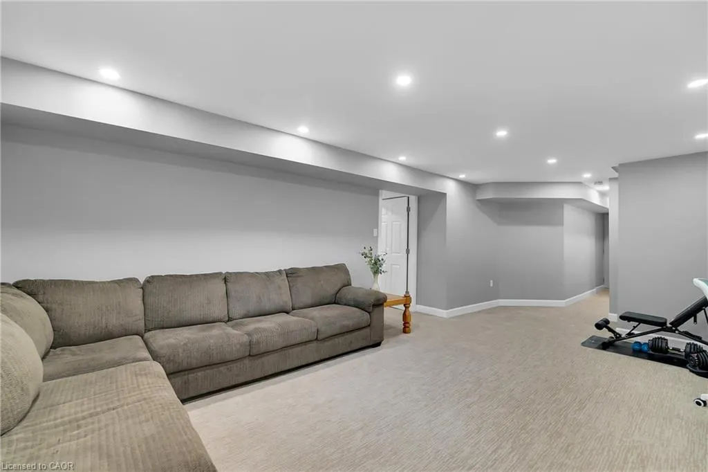 31 Brenneman Drive