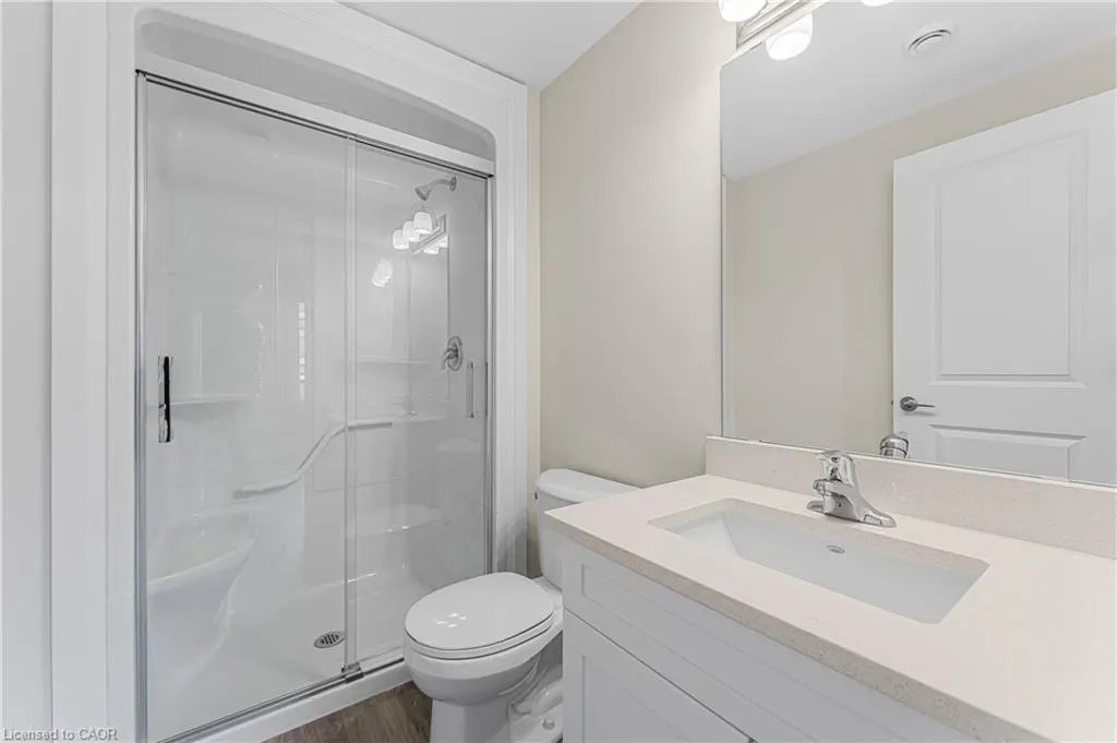118 Summersides Boulevard, #303