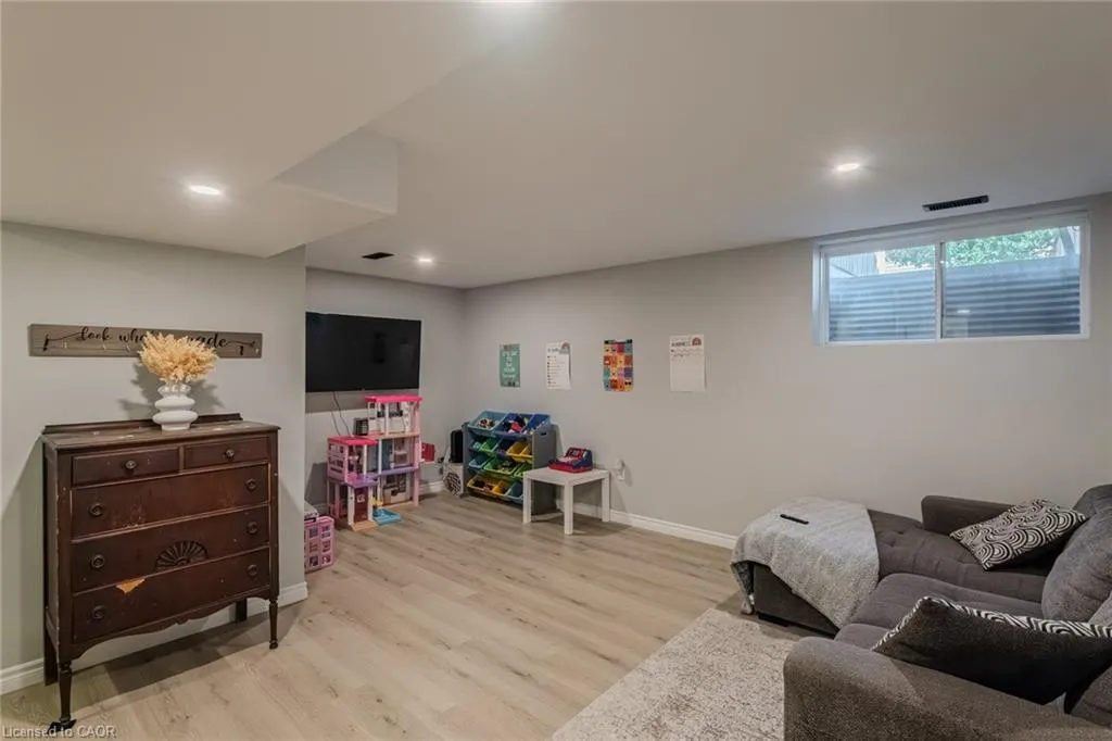 37 Trillium Way