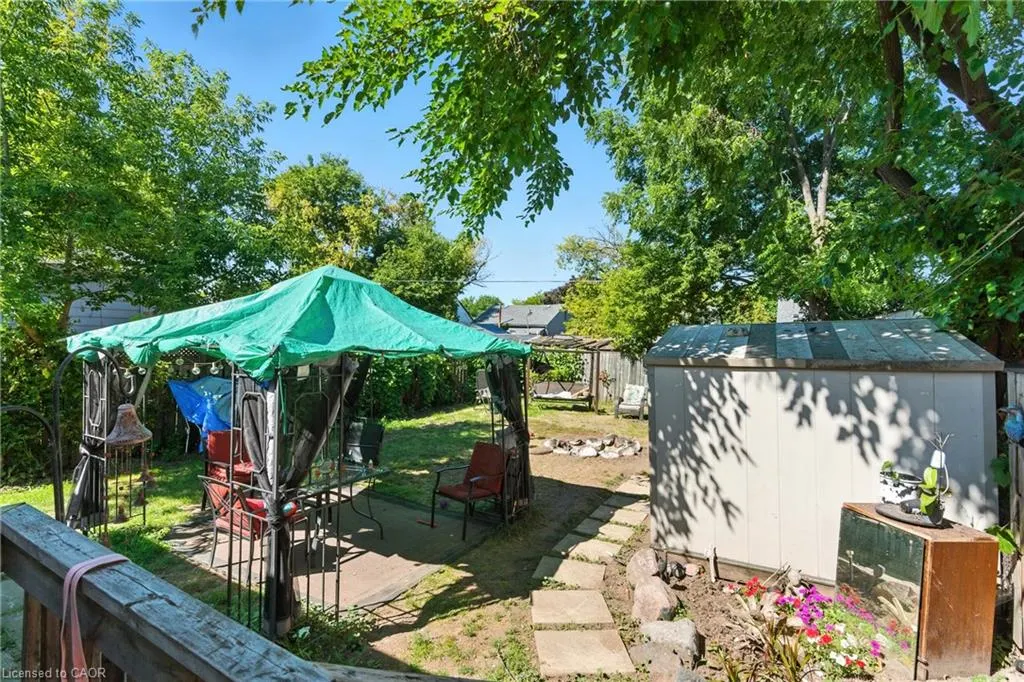 391 Fairfield Avenue