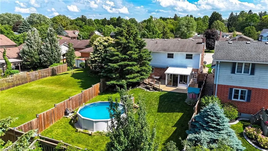 10 Glen Abbey Court