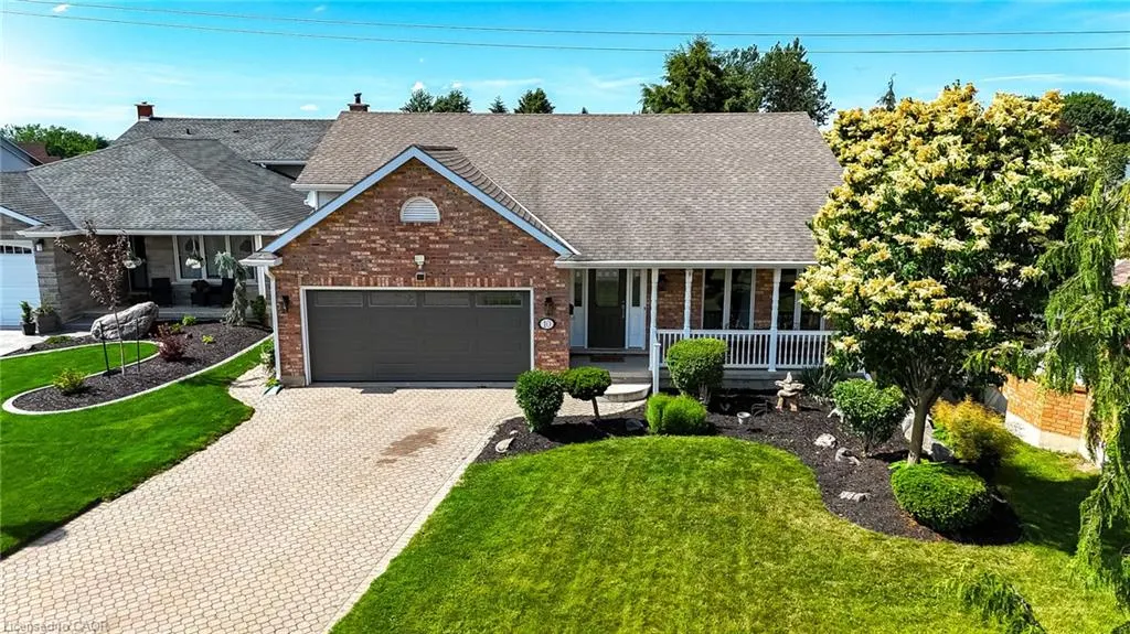 10 Glen Abbey Court