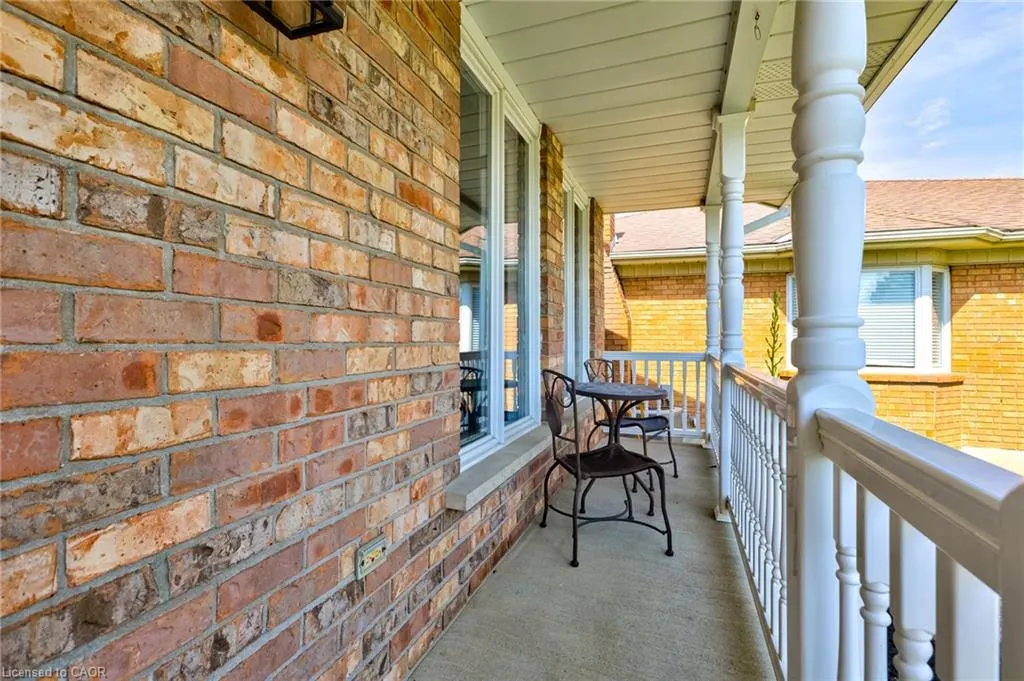10 Glen Abbey Court