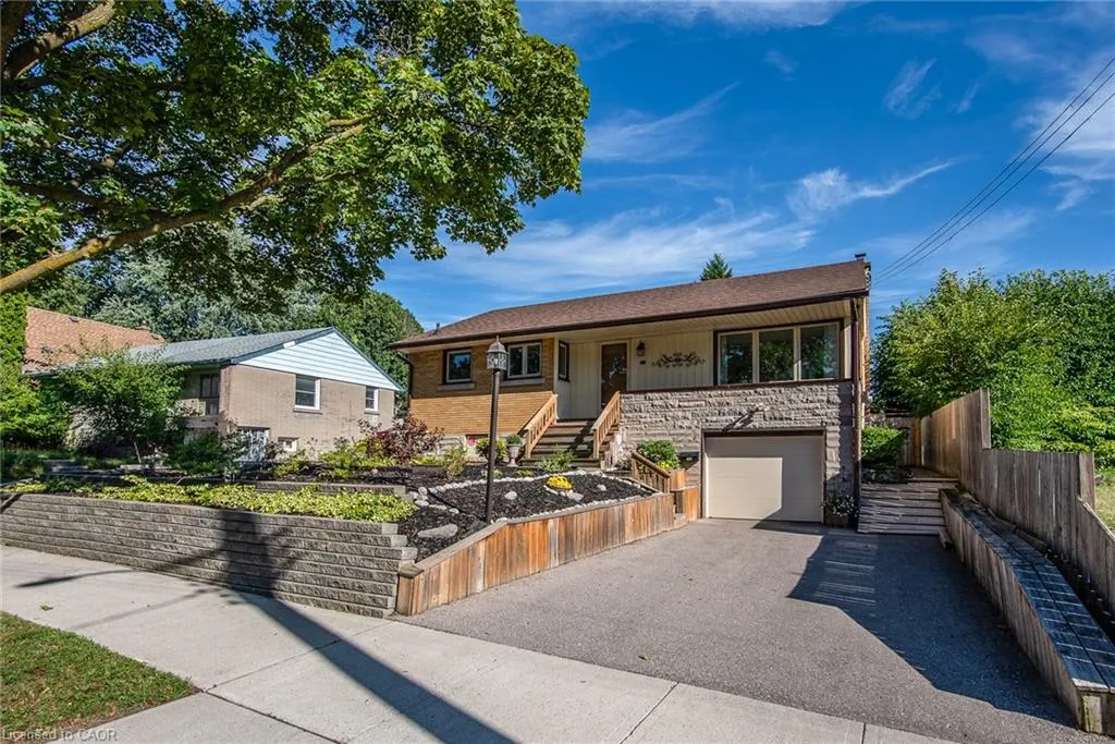 148 Siebert Avenue