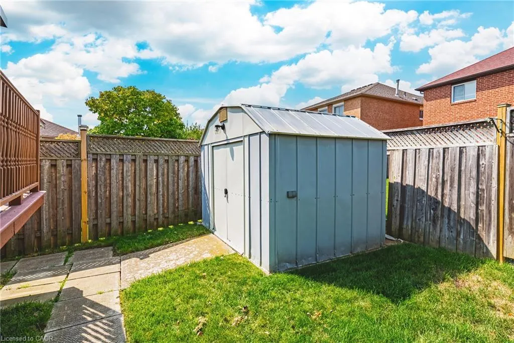 12 Summerfield Crescent