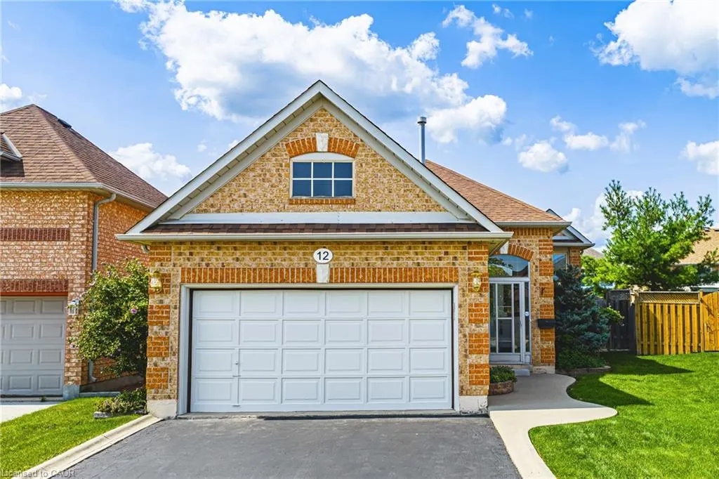 12 Summerfield Crescent