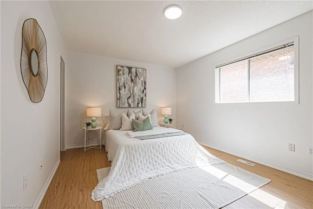 12 Summerfield Crescent