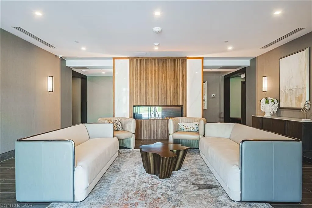 470 Dundas Street, #1005