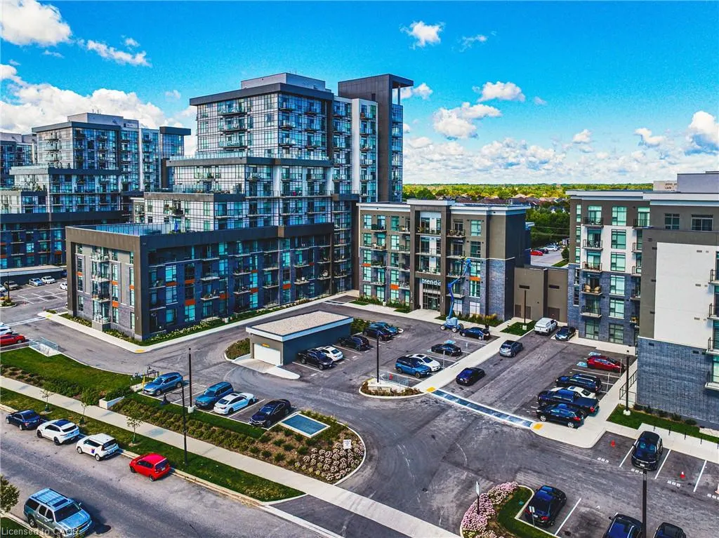 470 Dundas Street, #1005