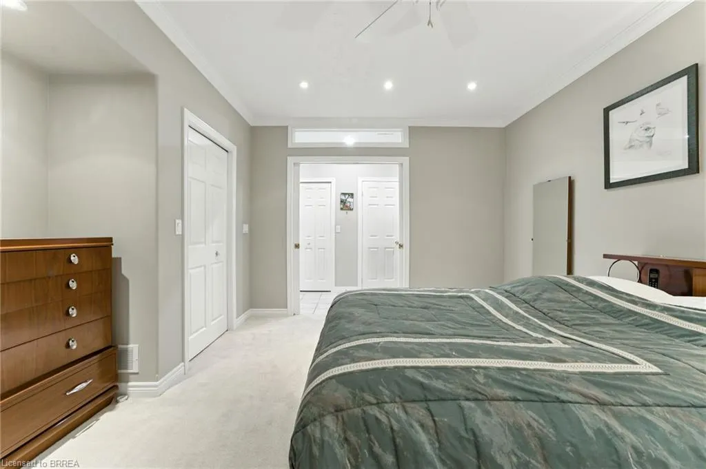 24 Hardy Road, #16
