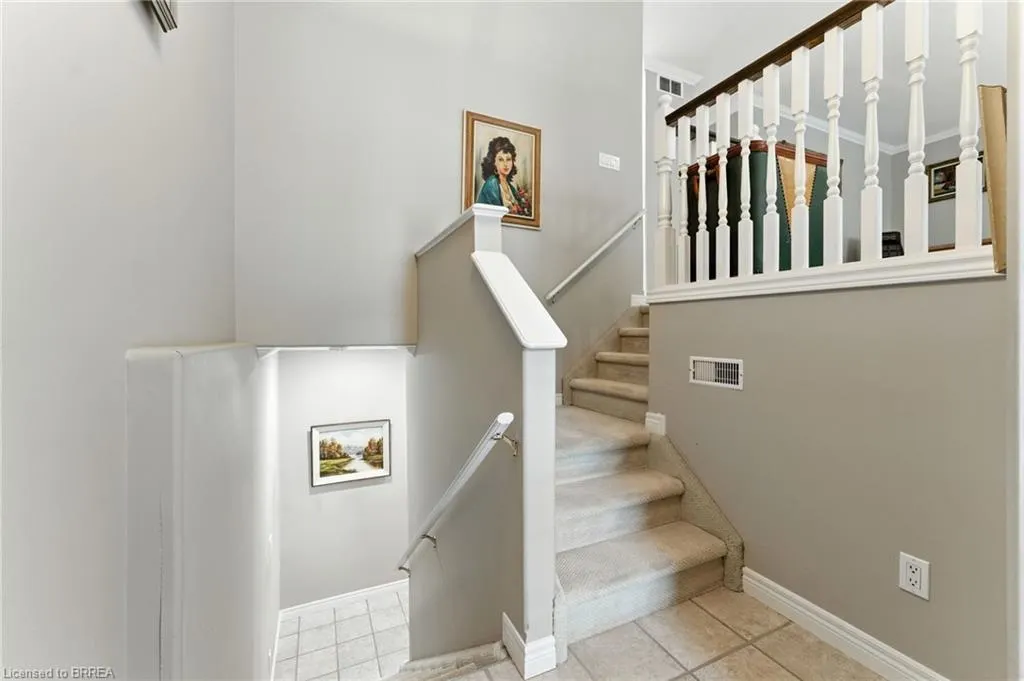 24 Hardy Road, #16