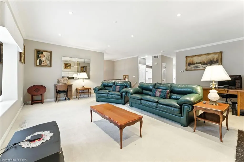 24 Hardy Road, #16