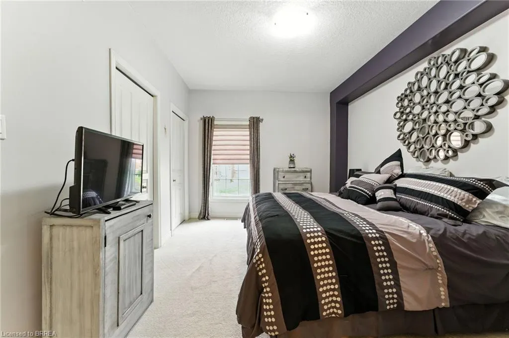 655 Park Road N, #2