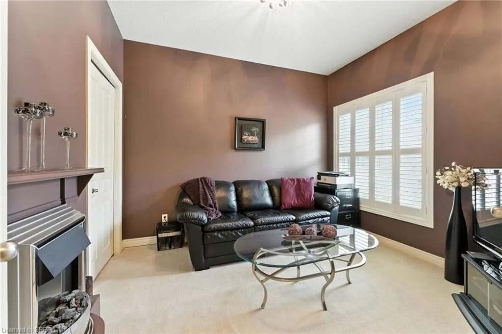 655 Park Road N, #2