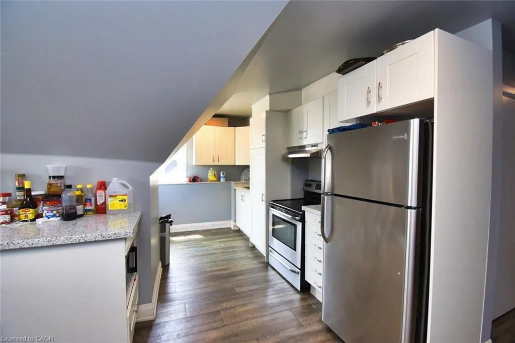 242 James Street S